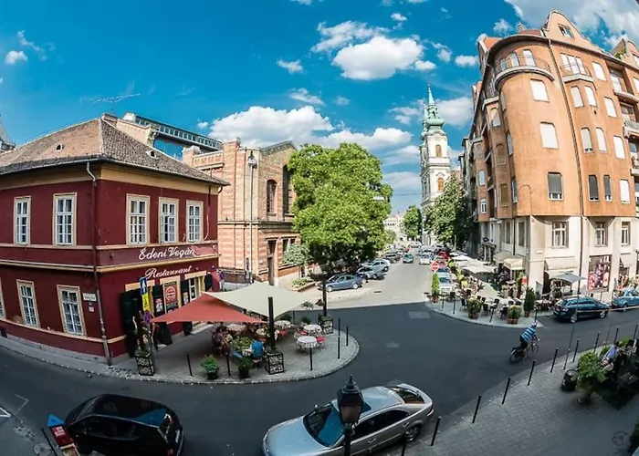 Cosy Home In Buda
